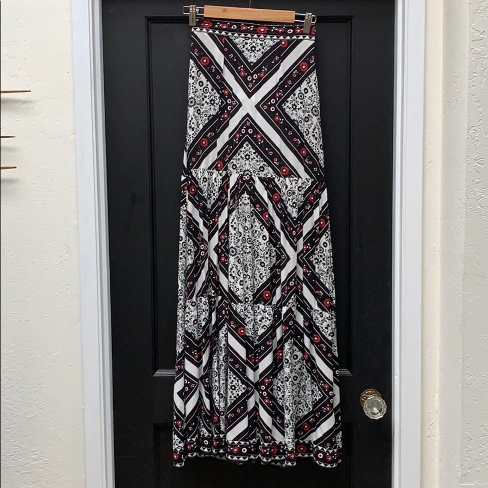 Jens Pirate Booty: Spanish tile black floral maxi